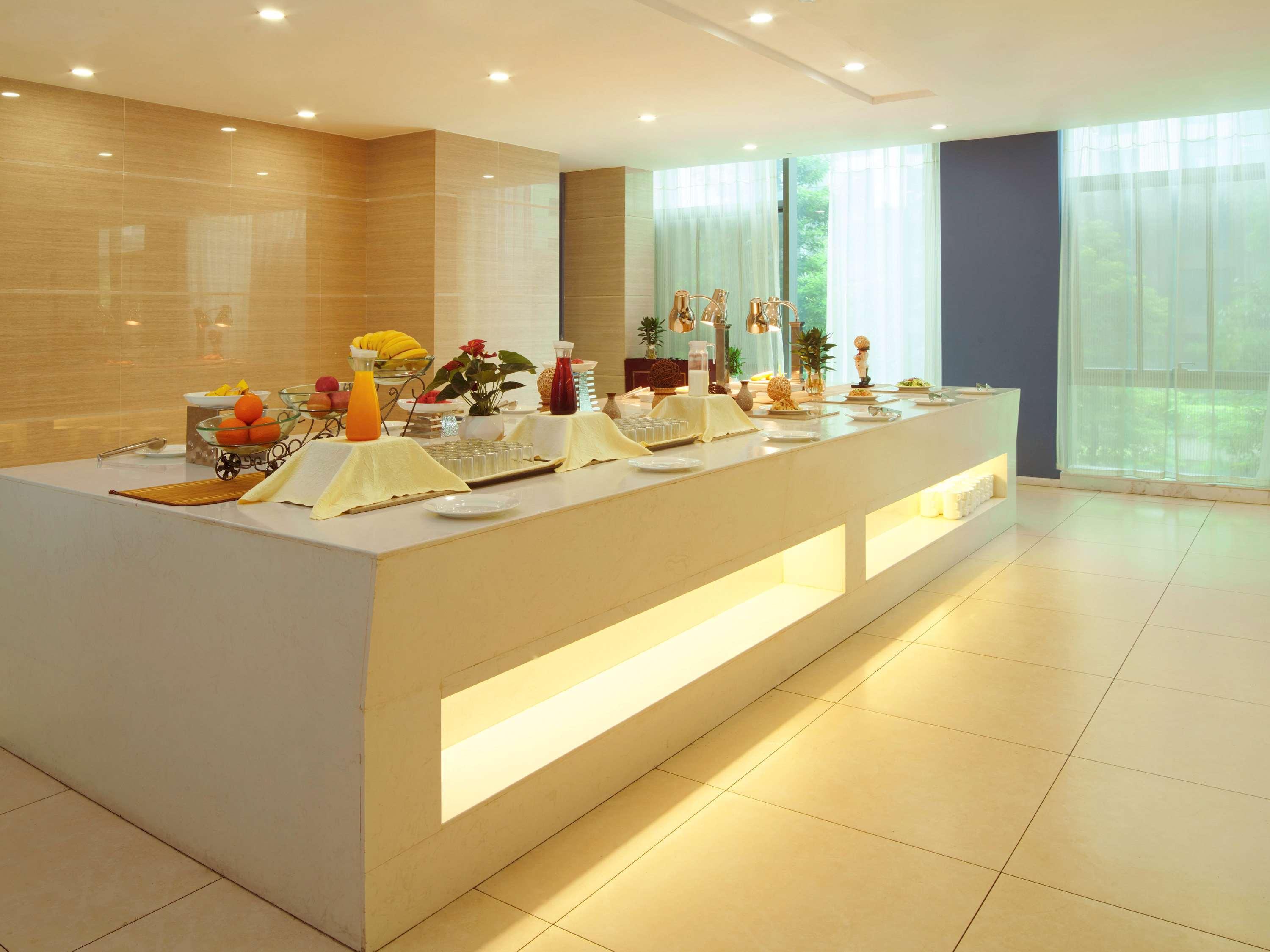 Novotel Guiyang Panjiang Exteriör bild